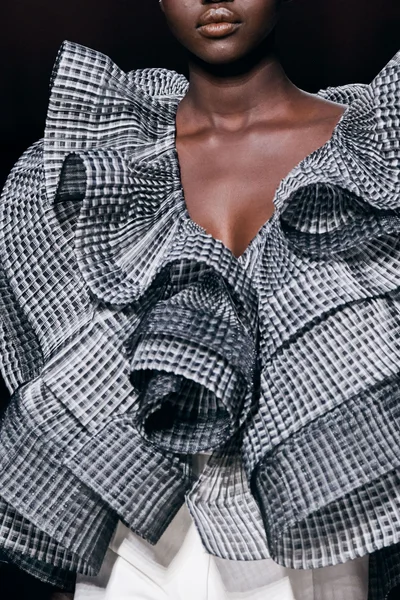 Look 7